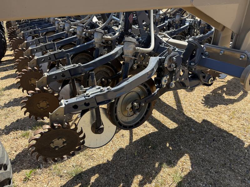 NDF Disc Planter 2023 12m 333mm SA750.
